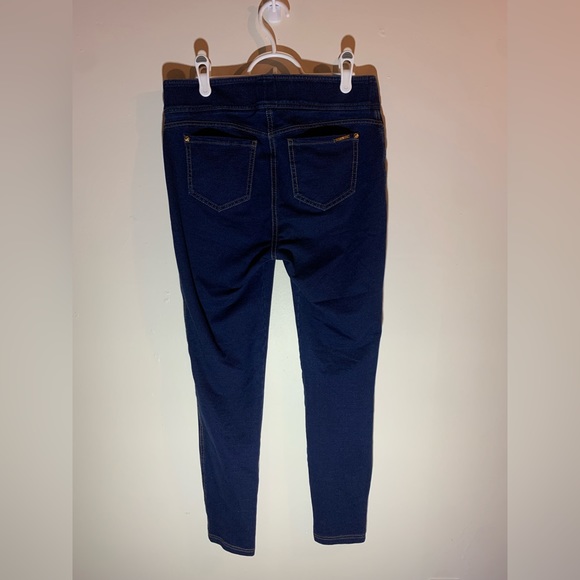 Woman’s ADX slims jeggings - Picture 2 of 4